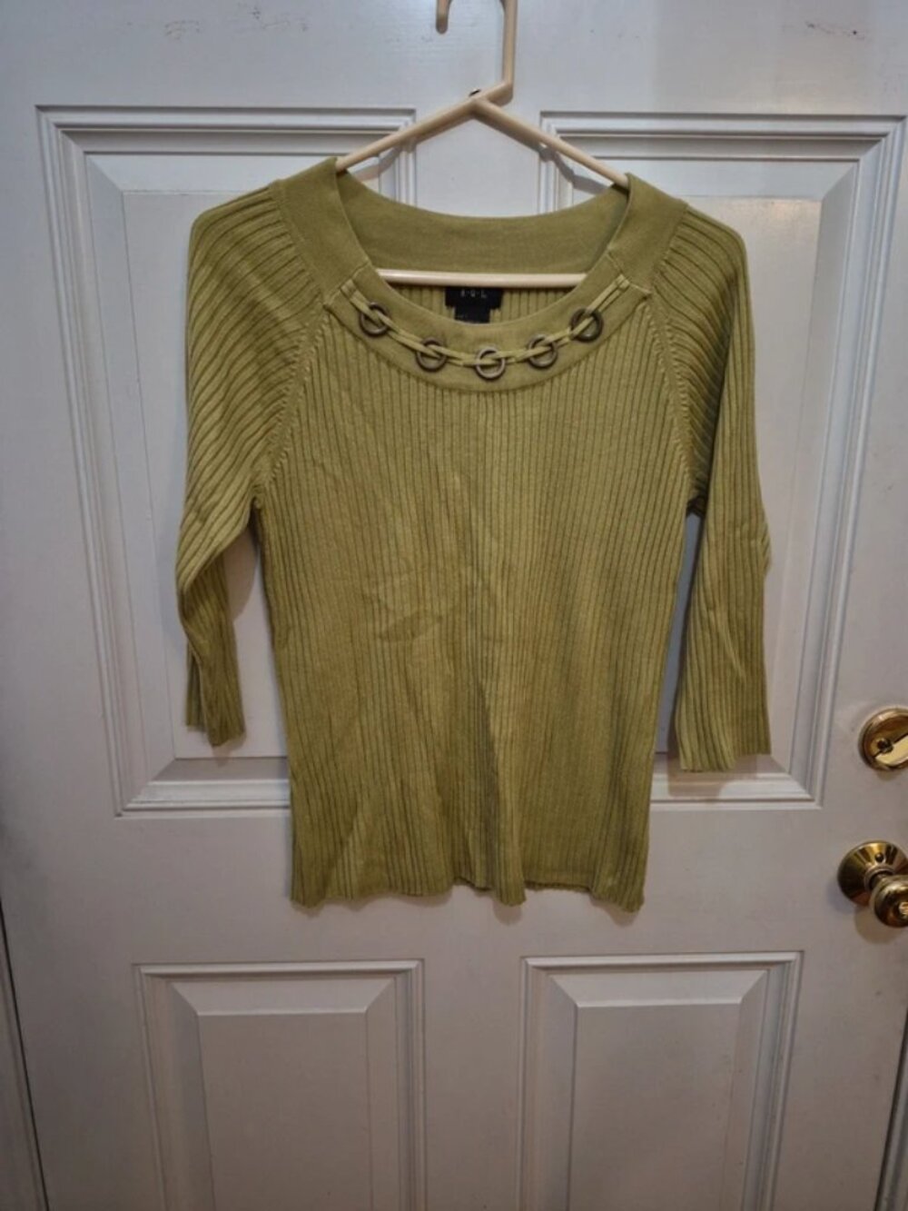 Requirements RQT green sweater with ring decor three quarter sleeves